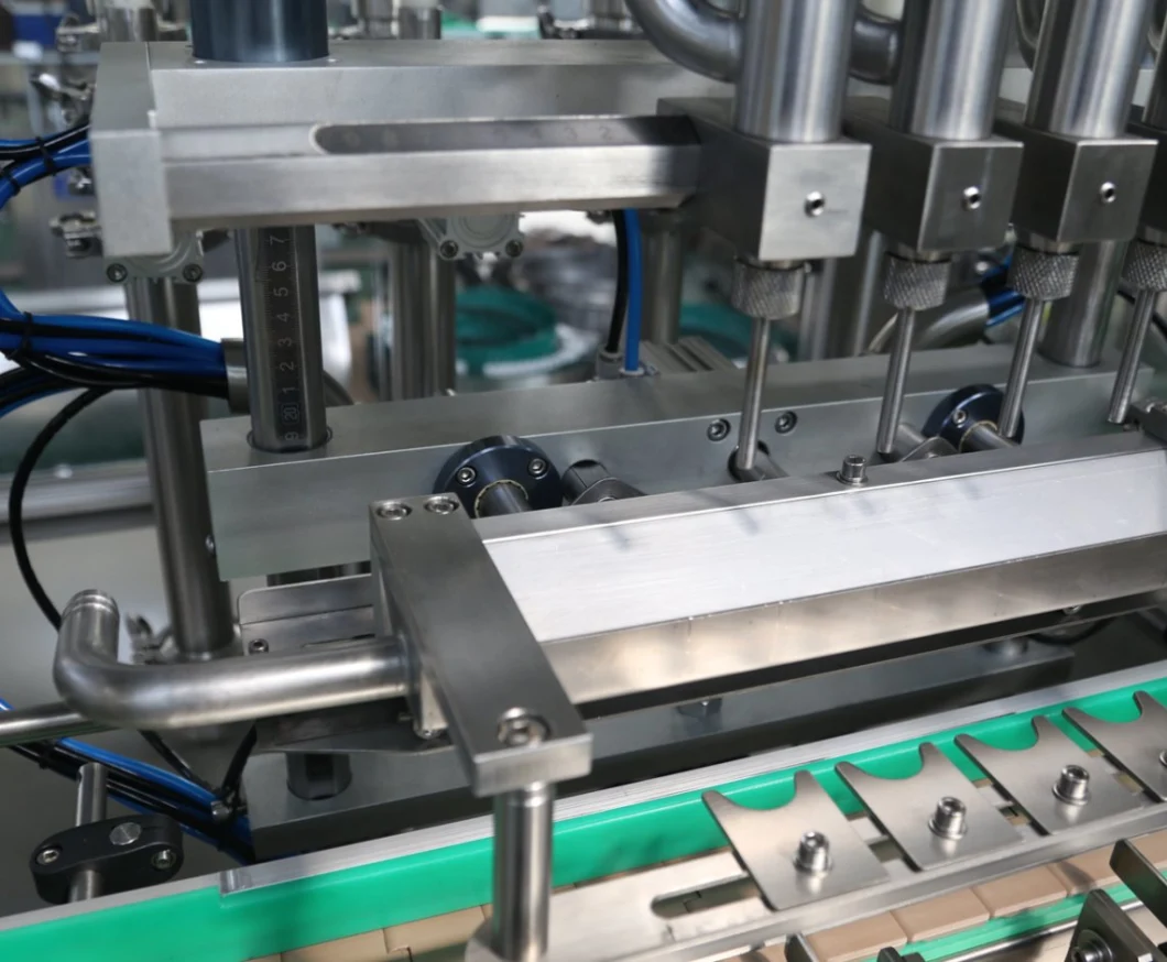 Milk Big Can Flowmeter Measuring 5L-10L 8 Heads Filling Machine for Milk Yogurt, Bath of Glass, Motor Vehicle Antifreeze Fluid Production Machine